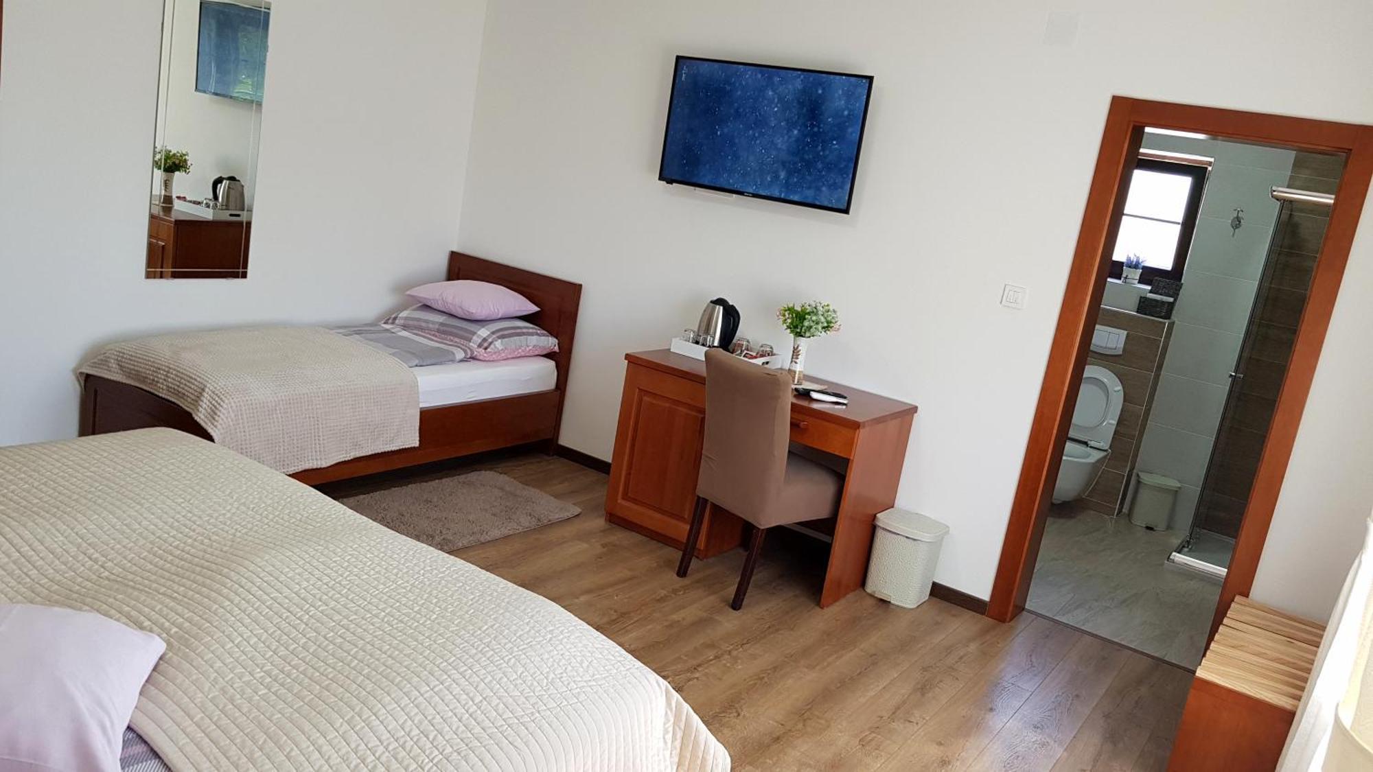 פליטויקה סלו B&B Plitvice Lakes Villa Prica חדר תמונה